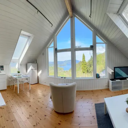 Apartment Fjord Road Hjelmeland